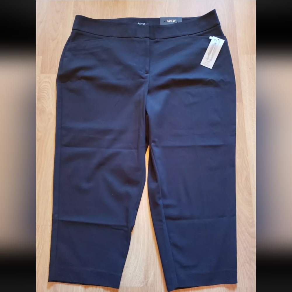 Apt 9 Capri Pant Black Size 18W Mid Rise Straight Calf Length Nwt